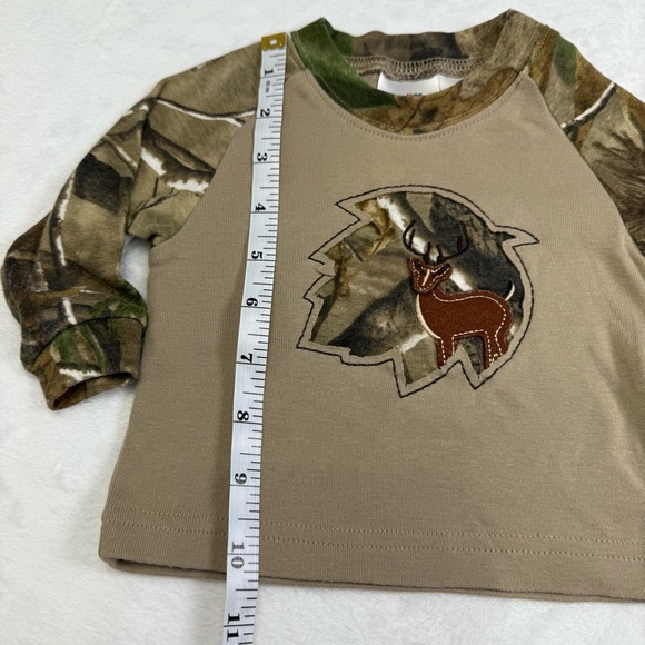 Lil’ Gamer Camo Outfit Set with Deer on the Front - Picture 6 of 11